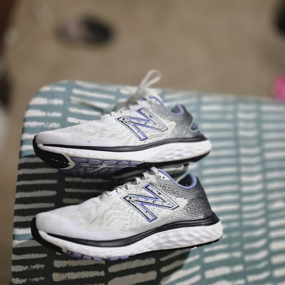 New Balance Women's White and Blue Running Shoes